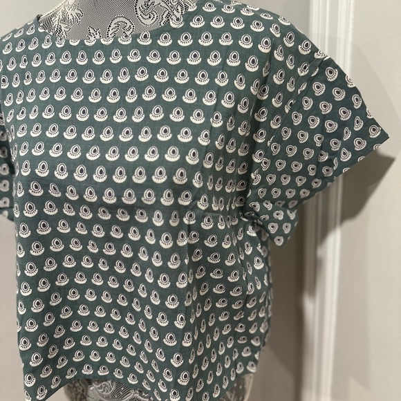 Women’s L/XL Cotton Boxy Lightweight Teal Repeat Oval Abstract Pattern Blouse. - Picture 12 of 16